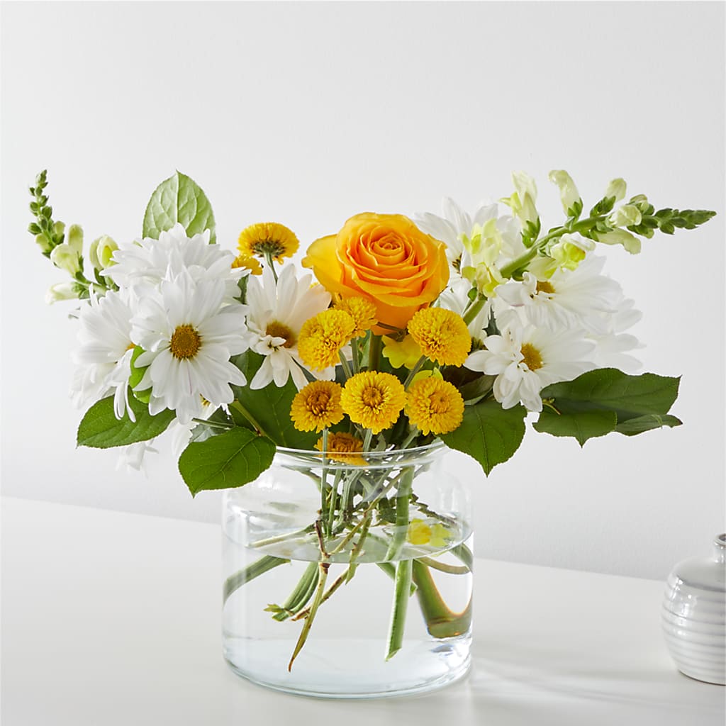 Sun Salutation Bouquet – OBIE'S FLOWERS, Pemberville OH
