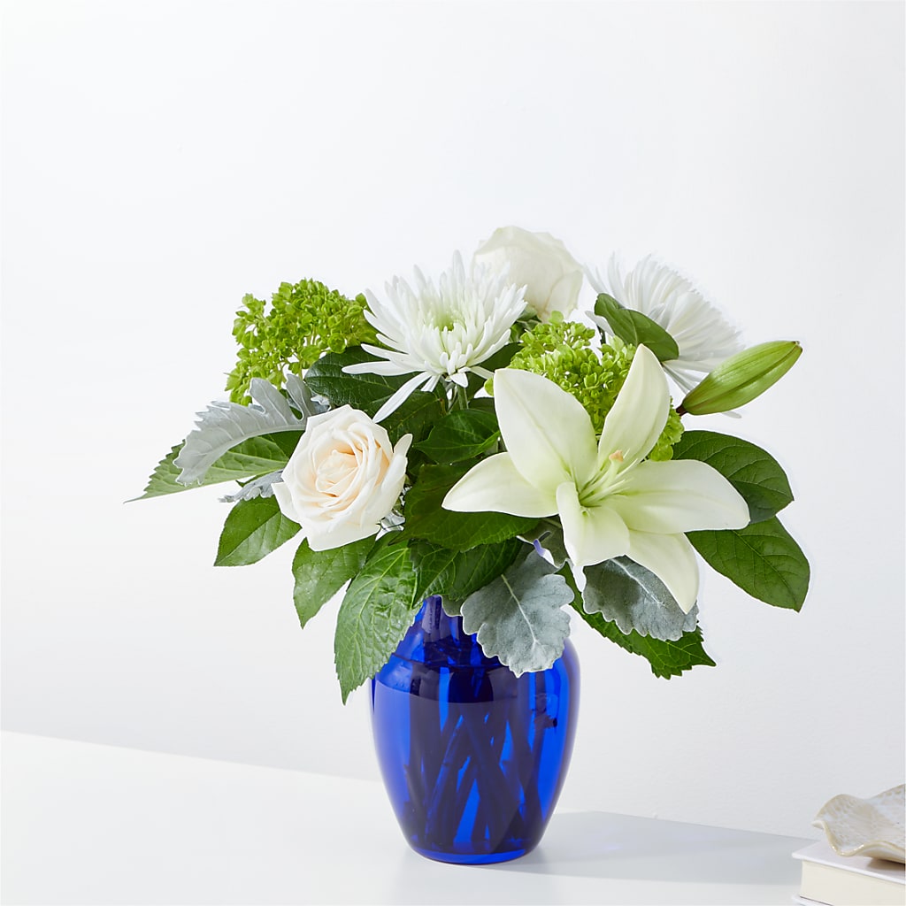 Snowy Dreams Bouquet – OBIE'S FLOWERS, Pemberville OH