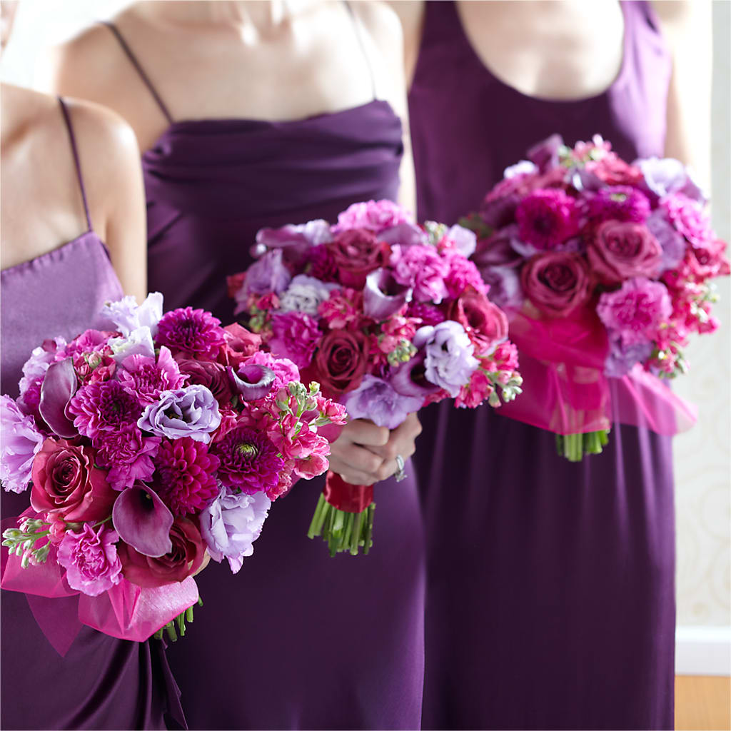 Bridesmaid's Garden Bouquet – OBIE'S FLOWERS, Pemberville OH