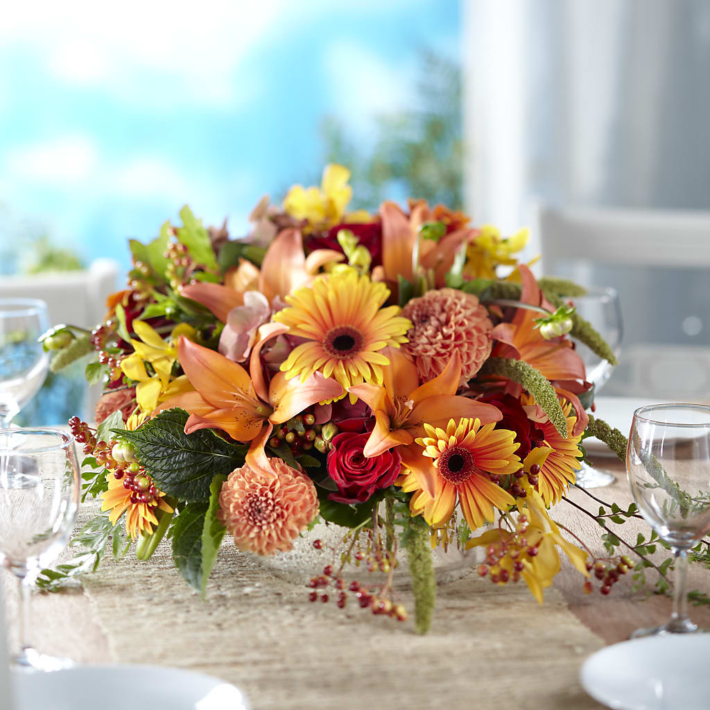 One and Only Centerpiece – OBIE'S FLOWERS, Pemberville OH