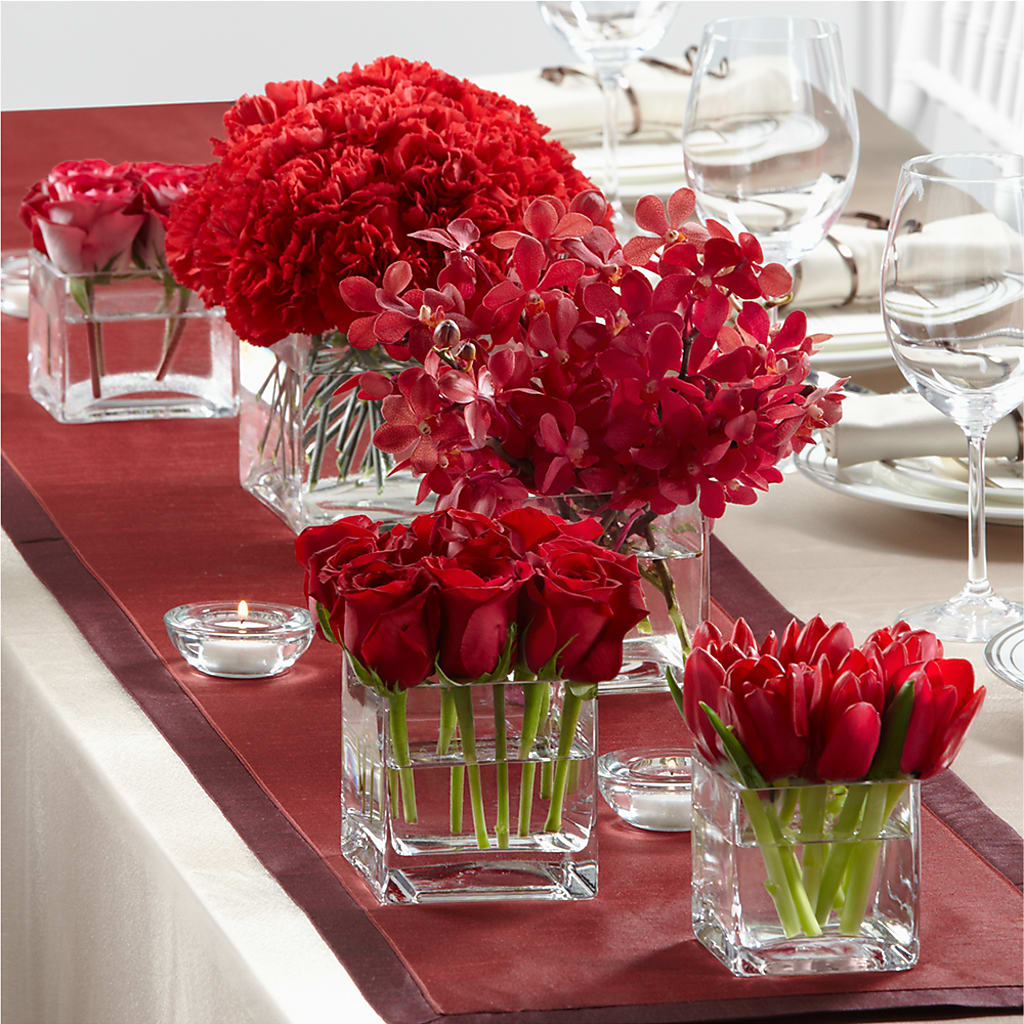 Modern Grace Centerpiece – OBIE'S FLOWERS, Pemberville OH