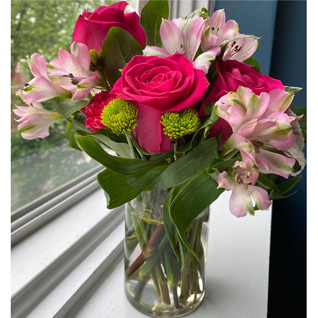 Sweet & Pretty Bouquet – OBIE'S FLOWERS, Pemberville OH