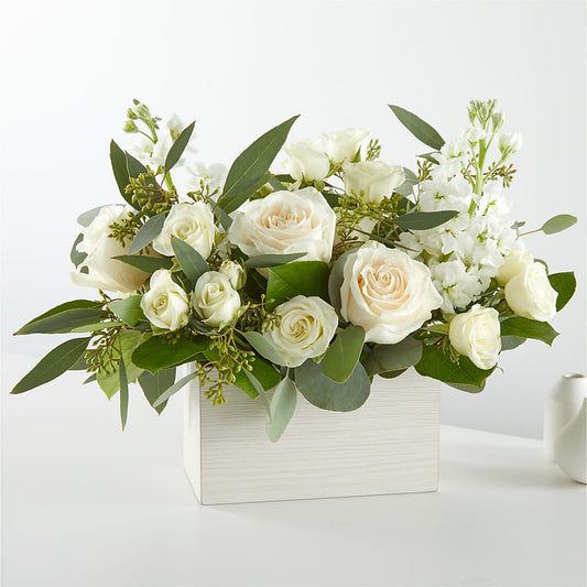 Fresh Linen Box Bouquet – OBIE'S FLOWERS, Pemberville OH