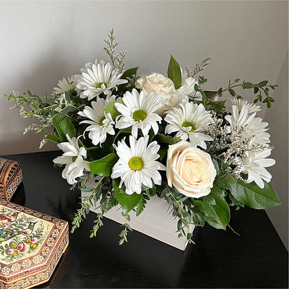 Fresh Linen Box Bouquet – OBIE'S FLOWERS, Pemberville OH
