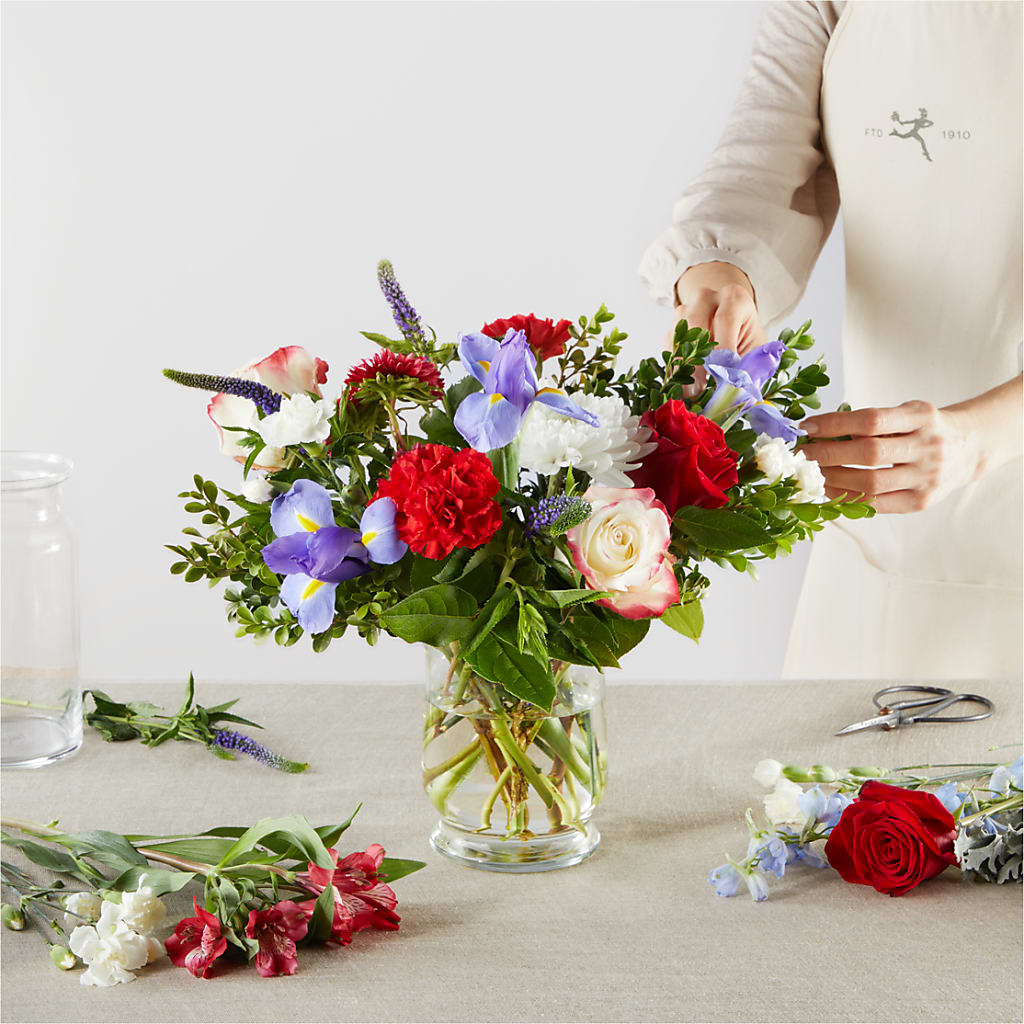 Star Spangled - A Florist Original – OBIE'S FLOWERS, Pemberville OH