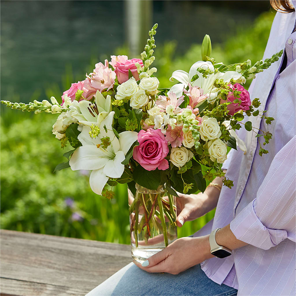 Fondly Bouquet – OBIE'S FLOWERS, Pemberville OH