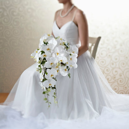 Classic White Bouquet – OBIE'S FLOWERS, Pemberville OH